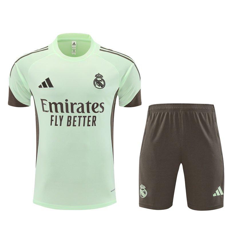 Real Madrid Trainingsset 25/26 Trikot Grün und Shorts Dunkelgrau