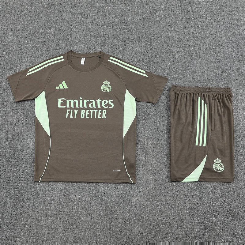 Real Madrid Trainingsset 25/26 Trikot und Shorts Dunkelgrau