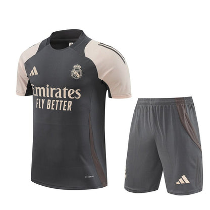 Real Madrid Trainingsset 25/26 Trikot und Shorts Grau