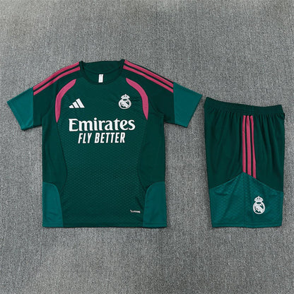 Real Madrid Trainingsset 2026/2027 Trikot und Shorts Grün