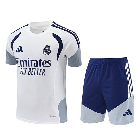 Real Madrid Trainingsset 26/27 Trikot Weiß und Shorts