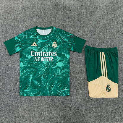 Real Madrid Trainingsset 2026/27 Trikot und Shorts Grün