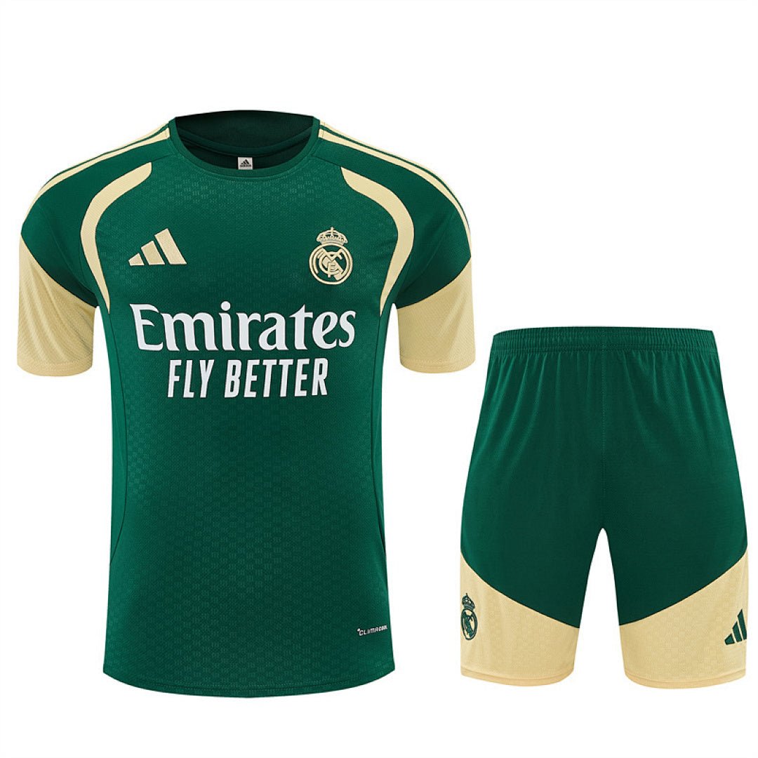 Real Madrid Trainingsset 26/27 Trikot und Shorts Grün