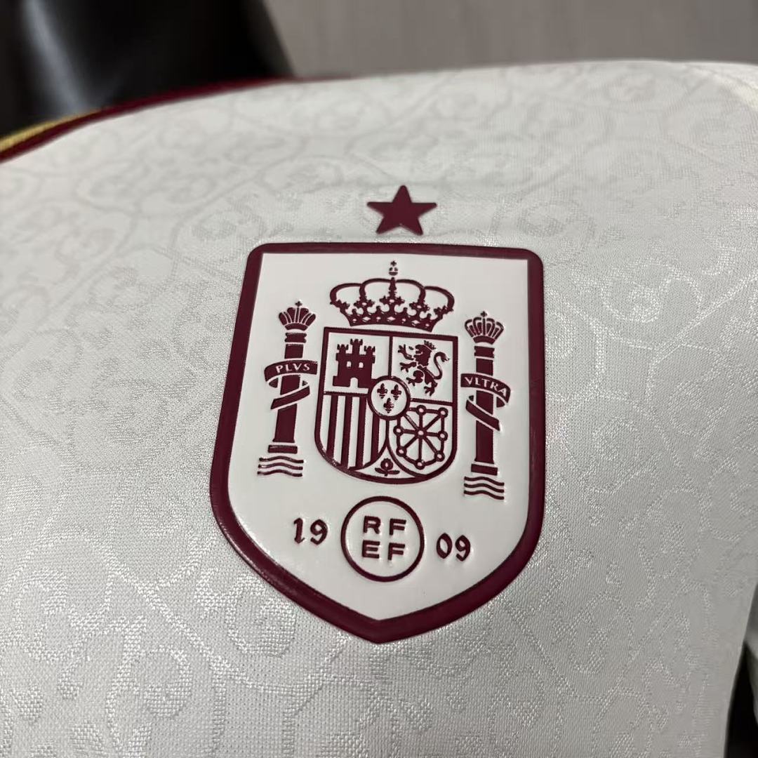 Spanien Auswärtstrikot Langarm 2026/27 Herren Spieler-Version