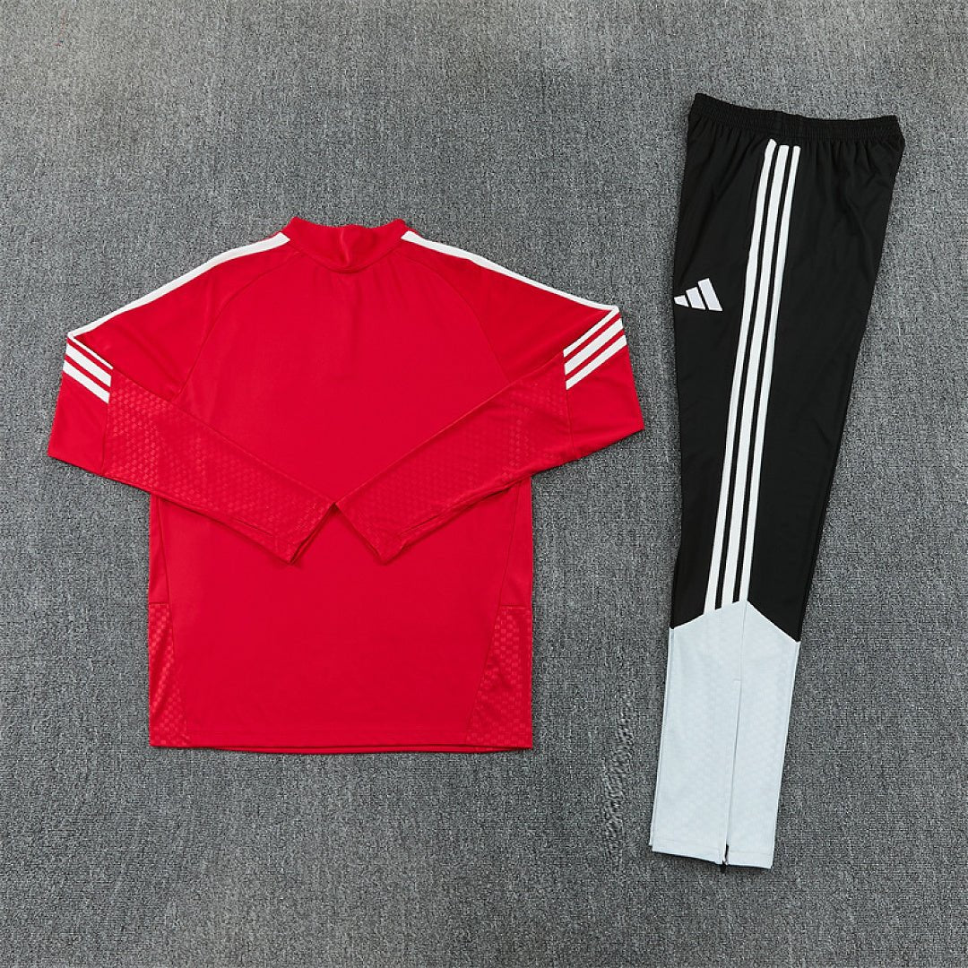 Spanien Trainingsanzug 26/27 Herren Jacke Rot und Hose Schwarz