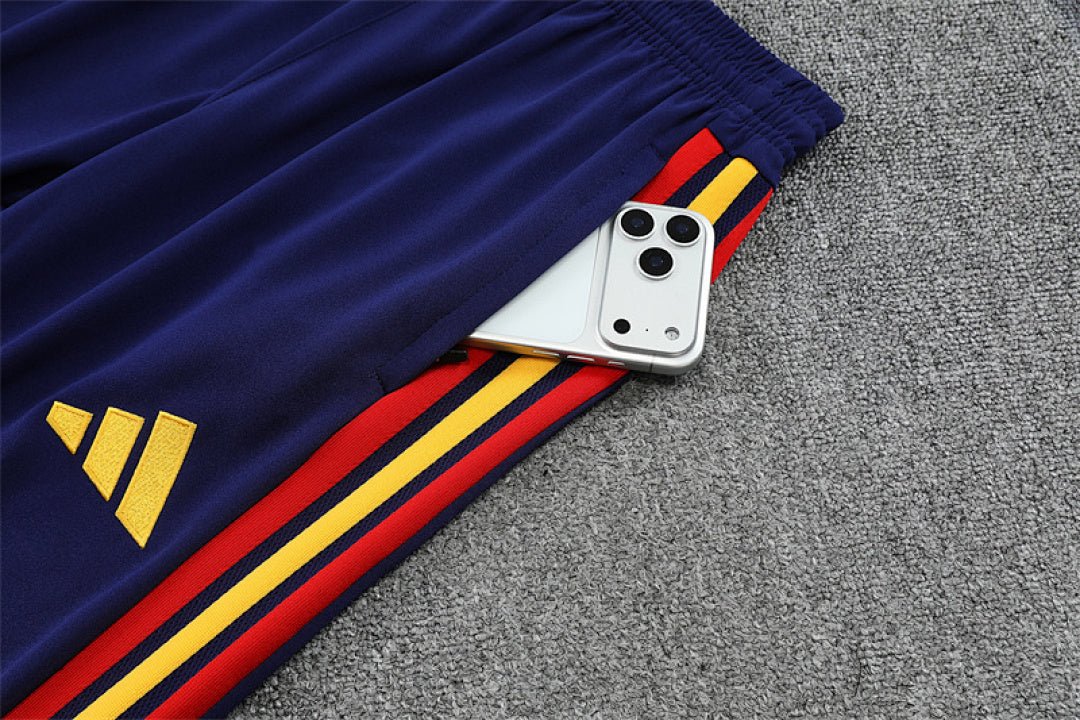 Spanien Trainingsanzug 26/27 Herren Jacke und Hose Hellblau