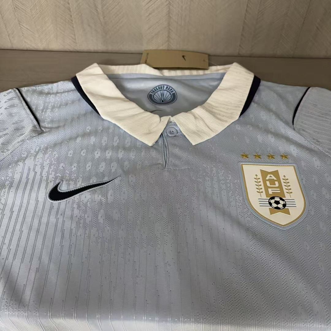 Uruguay Heimtrikot 2026/27 Herren Spieler-Version